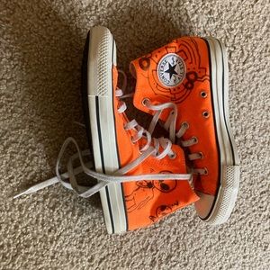 Converse Chuck Taylors Orange High Tops Alien Drawings Men's 6 Women's 8
